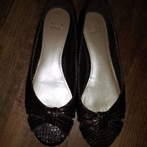 NEW Alex Marie flat's